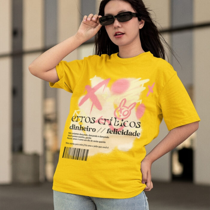 Erros Críticos Tee – Yellow Graffiti Edition